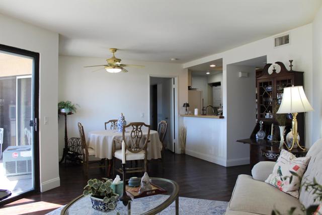 Detail Gallery Image 4 of 26 For 2910 Elm Tree Ct, Spring Valley,  CA 91978 - 2 Beds | 2 Baths