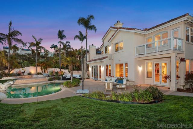 4798 Thurston Pl, San Diego CA: https://media.crmls.org/mediaz/26a4301a-1437-424a-8b46-eb4e52efcc7c.jpg