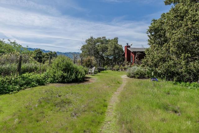 640 Los Trancos Road,  CA: https://media.crmls.org/mediaz/26a53676-771b-420b-b62f-e0c9790b11b6.jpg