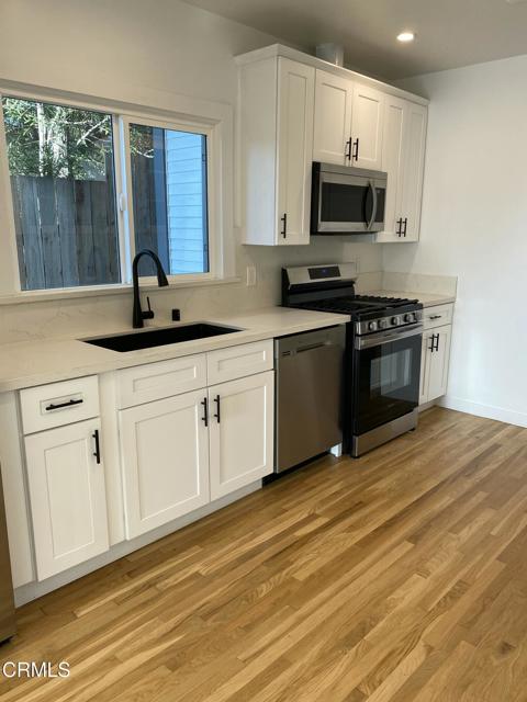 Detail Gallery Image 8 of 40 For 4036 W Avenue 42, Los Angeles,  CA 90065 - 3 Beds | 1 Baths