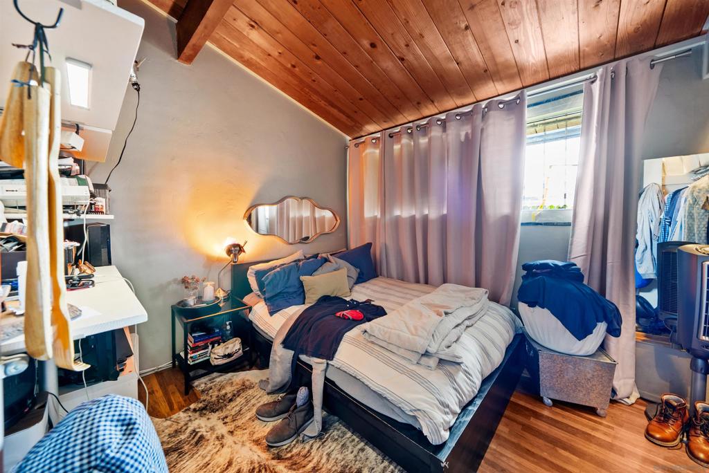 MLS #250037817SD image #42