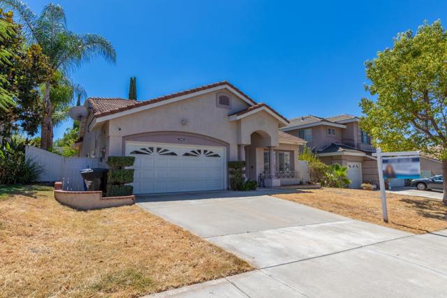 Detail Gallery Image 1 of 1 For 31905 via Cordoba, Temecula,  CA 92592 - 3 Beds | 2 Baths