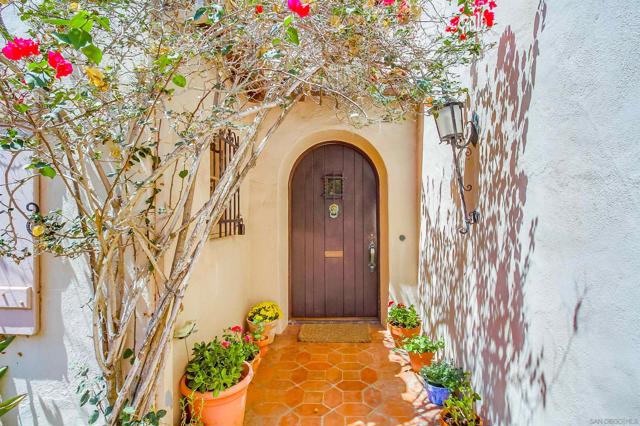 2854 Albatross Street, San Diego CA: https://media.crmls.org/mediaz/26a72f5a-eebb-4160-95c8-43d56003e1f9.jpg