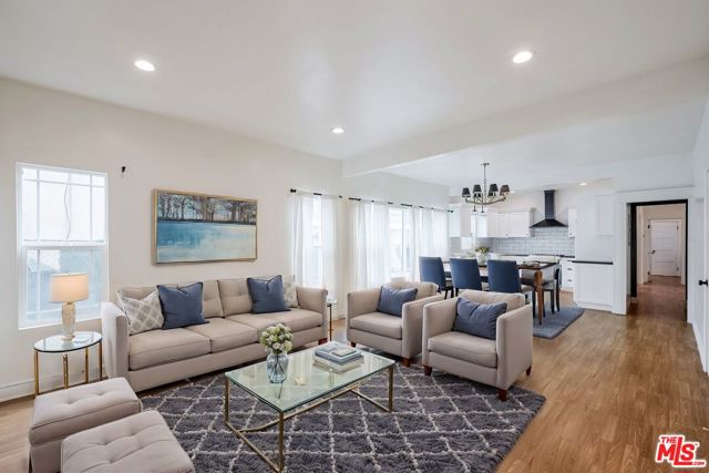 6110 N De Longpre Avenue, Los Angeles CA: https://media.crmls.org/mediaz/26a7434a-8880-4d79-9518-71d7d2738db5.jpg
