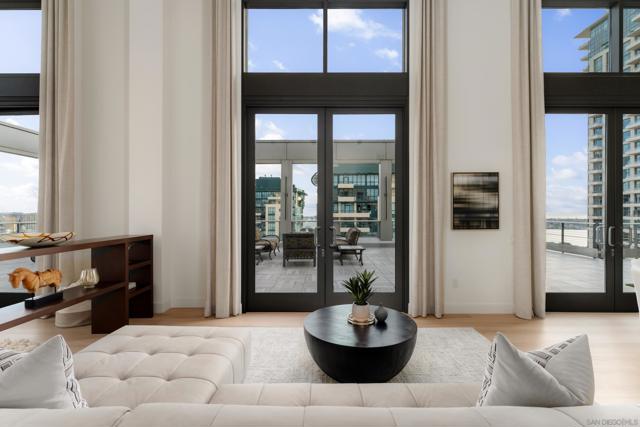 645 Front St, San Diego CA: https://media.crmls.org/mediaz/26a8678c-c4d6-43a3-8c3d-ca39ea4f27b7.jpg