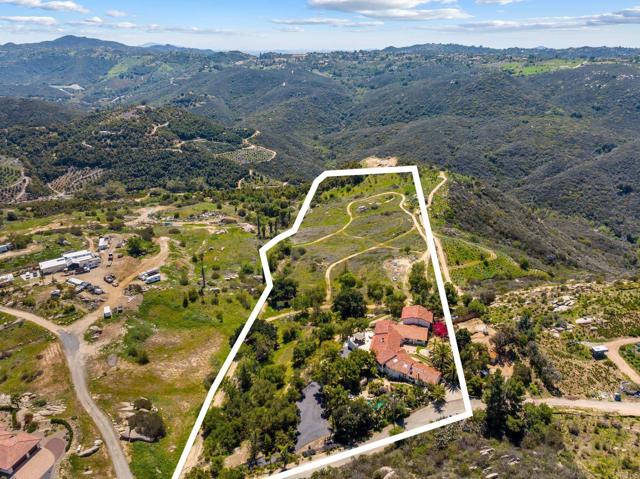 Detail Gallery Image 5 of 62 For 10845 Mystery Mountain Rd, Valley Center,  CA 92082 - 4 Beds | 3/1 Baths