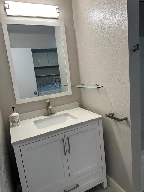 808 Red Leaf Court, San Francisco CA: https://media.crmls.org/mediaz/26aa8b3c-92e3-48ce-921f-65adb9367e3e.jpg