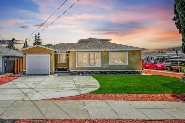 552 Borregas Avenue, Sunnyvale CA: https://media.crmls.org/mediaz/26acf6fe-5c27-4ff9-8032-f11e2d3cc14b.jpg