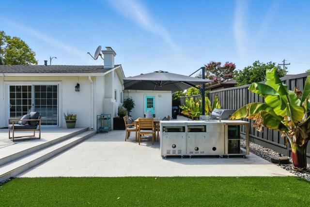 2924 Vivian Lane, San Jose CA: https://media.crmls.org/mediaz/26afdbc8-5984-4378-8293-e3999c1fa556.jpg