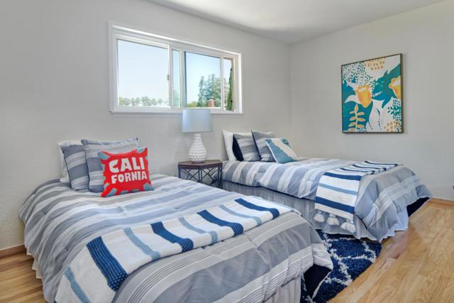 830 Rubis Drive, Sunnyvale CA: https://media.crmls.org/mediaz/26b004e5-adf0-4359-975f-365790cc5f7e.jpg