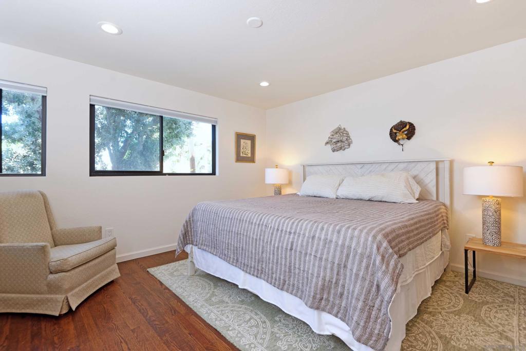 MLS #250043614SD image #22