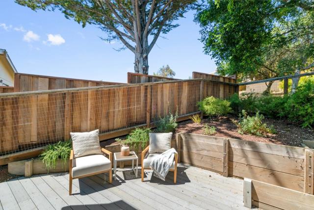 1975 Seascape Boulevard, Aptos CA: https://media.crmls.org/mediaz/26b07546-33b3-4716-bae7-0e5d67ef34f5.jpg