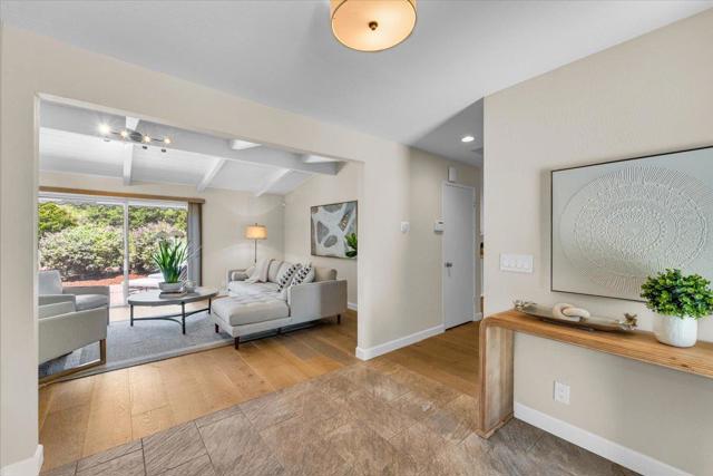 14139 Taos Drive, Saratoga CA: https://media.crmls.org/mediaz/26b08db7-c4f8-4f81-8f54-64b4aaa4e95b.jpg