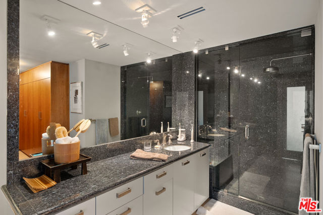 2222 Avenue Of The Stars, Los Angeles CA: https://media.crmls.org/mediaz/26b10632-0afb-497b-b12d-77ab1d305d51.jpg