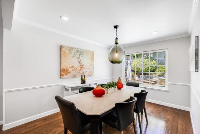 1347 Vintner Way, Pleasanton CA: https://media.crmls.org/mediaz/26b129d5-3454-41fd-8262-b3450563116a.jpg