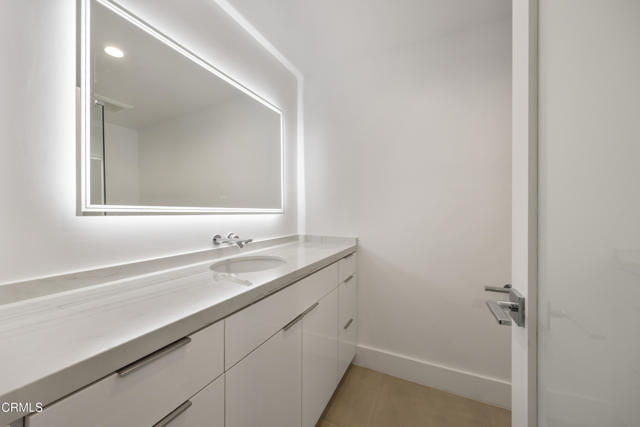 Detail Gallery Image 17 of 23 For 201 Calle Miramar #20,  Redondo Beach,  CA 90277 - 2 Beds | 2 Baths