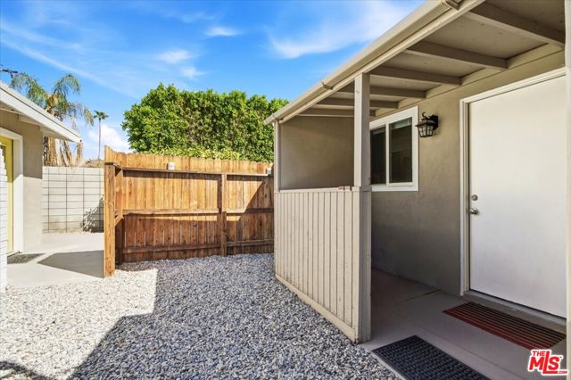 1328 E Camino Primrose, Palm Springs, CA 92264