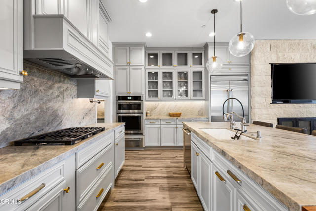 Detail Gallery Image 11 of 57 For 4173 Caribbean St, Oxnard,  CA 93035 - 4 Beds | 3 Baths