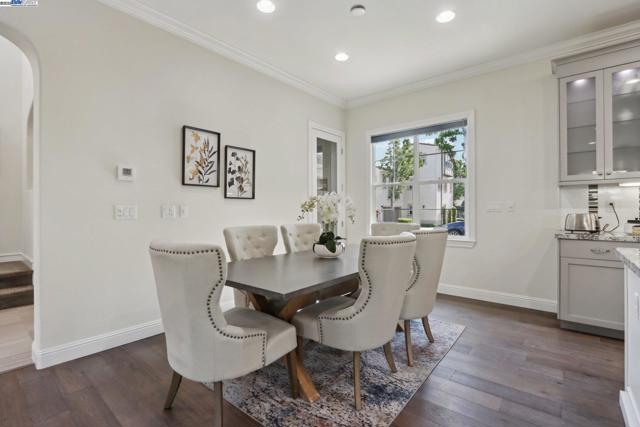 3454 Cinnamon Ridge Rd, San Ramon CA: https://media.crmls.org/mediaz/26b3ef8b-0694-477c-8985-34ed8e7c28ae.jpg