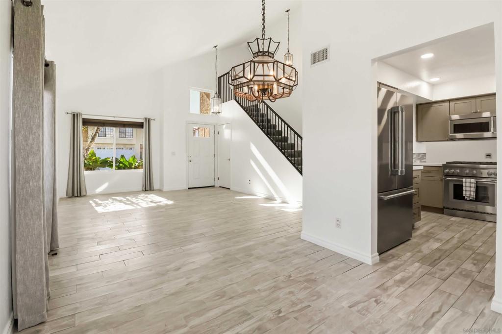 13170 Entreken Ave - photo 9