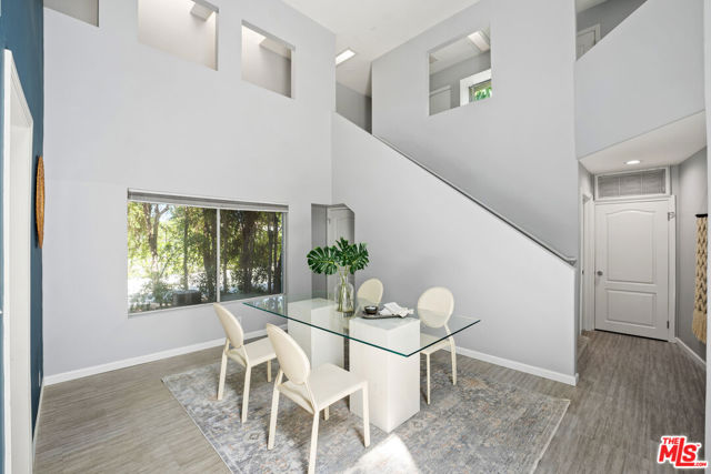 23246 Canzonet Street, Woodland Hills CA: https://media.crmls.org/mediaz/26b62b68-6599-48dc-9915-0ff21f4b38f5.jpg