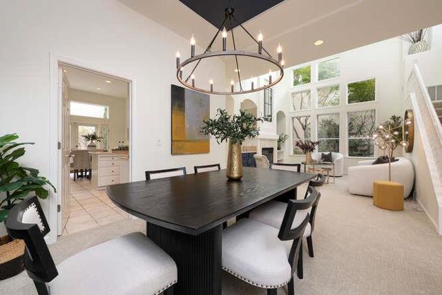 816 Corriente Point Drive,  CA: https://media.crmls.org/mediaz/26b66958-a91c-4f94-b255-8317296242bd.jpg