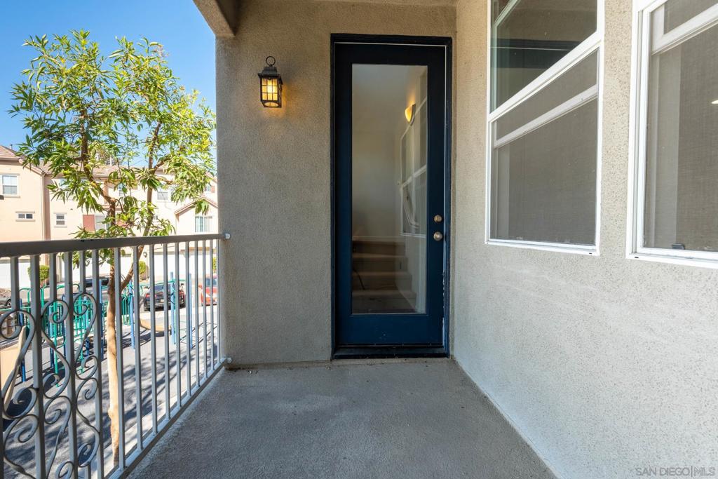 MLS #250043426SD image #18