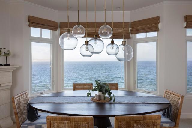 4840 Cliff Drive, Capitola CA: https://media.crmls.org/mediaz/26b804e0-6354-4a51-bec2-d4c6a785b9c5.jpg