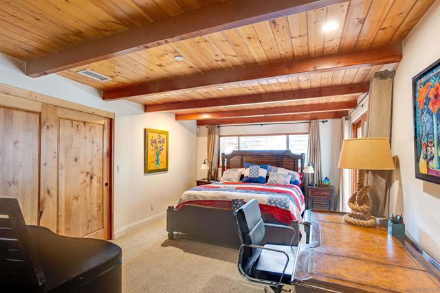 1464 Summit Ave, Cardiff by the Sea CA: https://media.crmls.org/mediaz/26b81292-0c17-4663-b48c-e3eee980bb0a.jpg