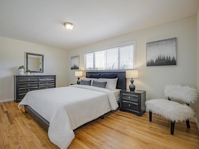 917 Sir Francis Avenue, Capitola CA: https://media.crmls.org/mediaz/26b88b00-c50b-4c35-887a-af6bdb7adb30.jpg