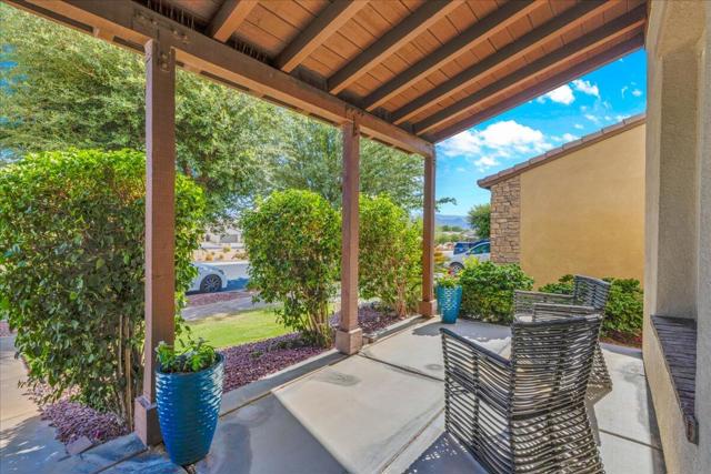 Image 4 of 48 For 84186 Canzone Drive