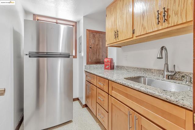 1518 MADERA CT, El Cerrito CA: https://media.crmls.org/mediaz/26baa82a-2ec4-47ed-865e-d7ae012ada8b.jpg