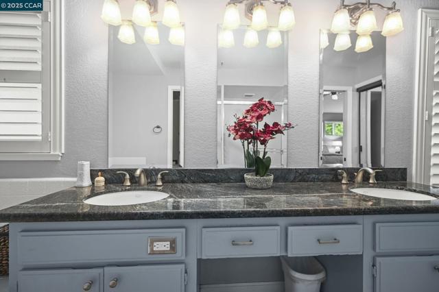 101 Stowbridge Ct., Danville CA: https://media.crmls.org/mediaz/26bba423-fdc2-43c7-9208-16b90df60ce2.jpg