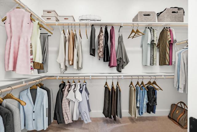 410 Maria Drive, Hollister CA: https://media.crmls.org/mediaz/26bbacc2-9570-4e05-8cb0-a8c5d2e772ca.jpg