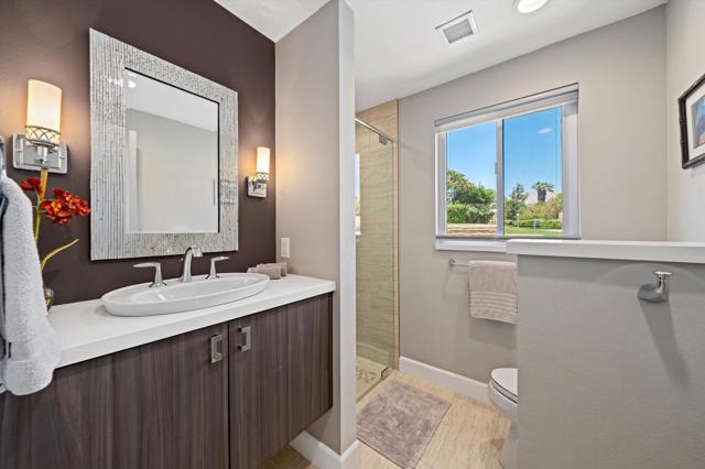 47432 Medina W Drive, Palm Desert CA: https://media.crmls.org/mediaz/26bbf327-f093-4310-b112-2a808293d92f.jpg