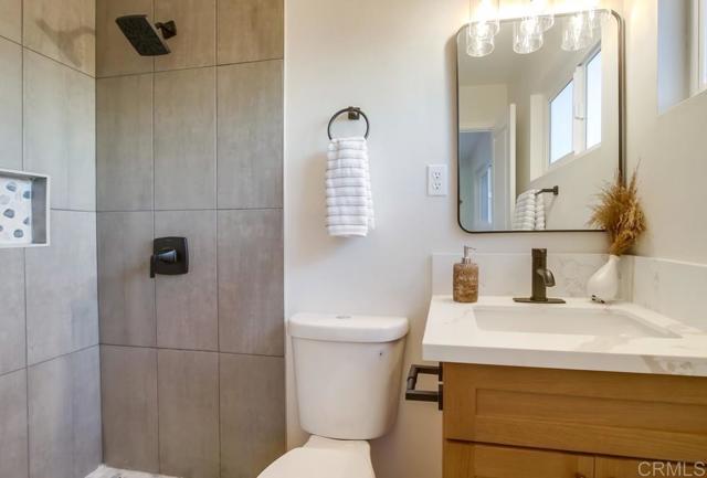 4214 Caledonia Drive, San Diego CA: https://media.crmls.org/mediaz/26bcf546-e3b2-4da7-982c-6ceed794c1b4.jpg