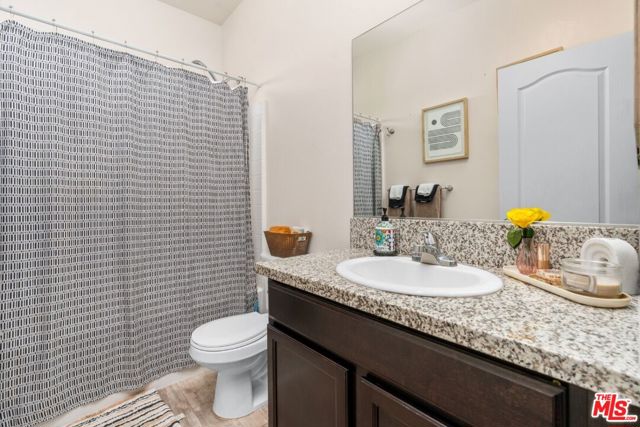 3605 Balvicar Drive, Bakersfield CA: https://media.crmls.org/mediaz/26bd642d-bb87-4d60-9788-71f0c9a1a779.jpg