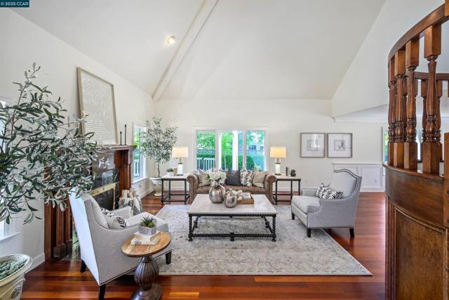 4405 Deer Ridge Rd, Danville CA: https://media.crmls.org/mediaz/26be705e-5a08-4fe7-a578-7a2138088bfa.jpg