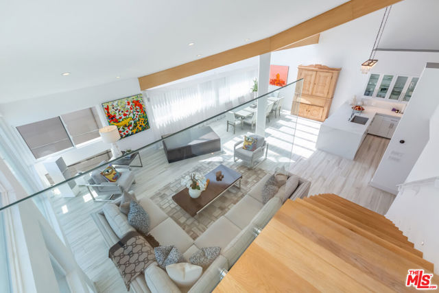 18 Union Jack Street, Marina del Rey CA: https://media.crmls.org/mediaz/26be9fcd-3d5c-4be2-9454-4c2bc2aa4cb3.jpg