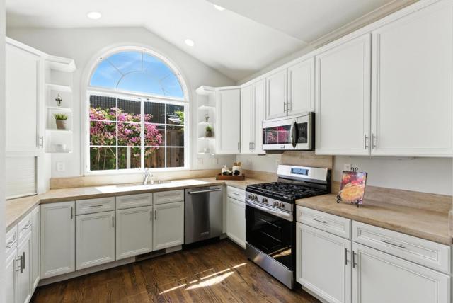 106 Mill Road, Los Gatos CA: https://media.crmls.org/mediaz/26bf243e-1e01-4fc8-8217-0f1621791bda.jpg