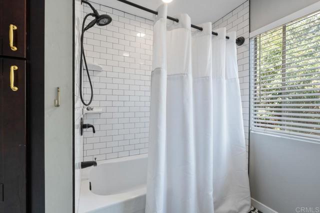 Detail Gallery Image 49 of 72 For 4814 Rushville Ln, La Mesa,  CA 91941 - 5 Beds | 2/1 Baths