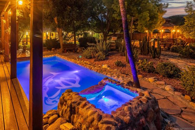23540 Oriente Way, Ramona CA: https://media.crmls.org/mediaz/26c054e0-8c3c-4b31-a67e-f3bc40931fe2.jpg