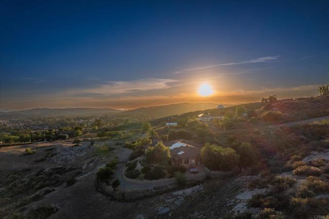 Detail Gallery Image 43 of 70 For 284 Ramona Real, Ramona,  CA 92065 - 3 Beds | 2 Baths