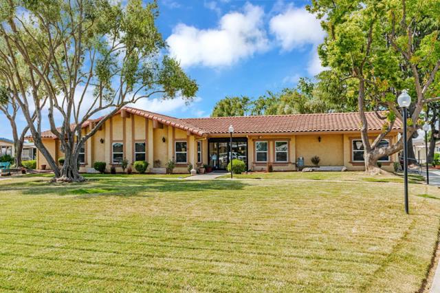 275 Burnett Avenue, Morgan Hill CA: https://media.crmls.org/mediaz/26c1fb7c-ad2b-40af-86fb-c99351f9729e.jpg