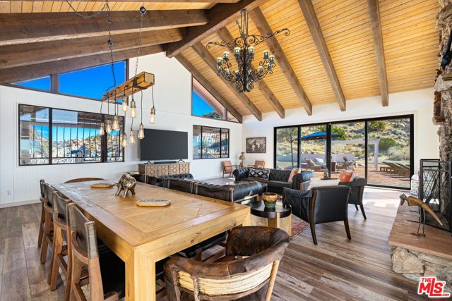 57387 San Juan Road, Yucca Valley CA: https://media.crmls.org/mediaz/26c2e6f0-3c7d-4a84-b056-7f59b3697e7f.jpg