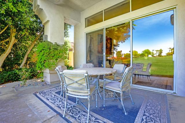 371 Indian Ridge Drive, Palm Desert CA: https://media.crmls.org/mediaz/26c42b5c-9354-4aa1-8cbc-71d655d440b9.jpg