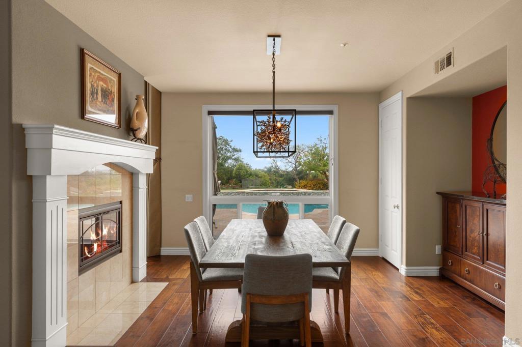 521 Latigo Row - photo 13