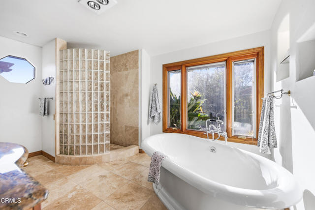 Detail Gallery Image 23 of 53 For 644 Camino De Celeste, Thousand Oaks,  CA 91360 - 4 Beds | 3/1 Baths