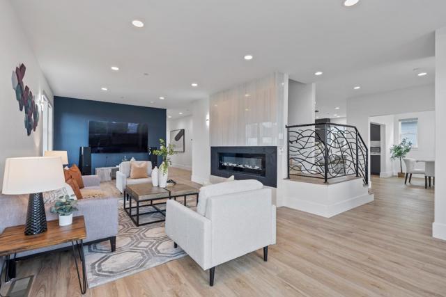 3807 Madrone Avenue, Oakland CA: https://media.crmls.org/mediaz/26c582fd-41f1-42c4-8cea-fe6c657b11cb.jpg