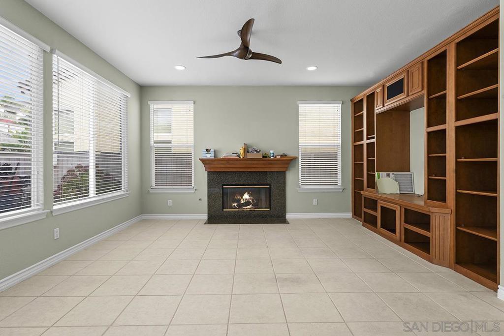 MLS #250043701SD image #23